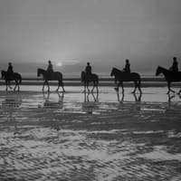 25 historic pictures showing the charm and life of Blackpool a century ago