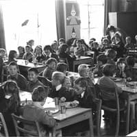 31 amazing old photos that step back in time to 1978 and 1979 in Blackpool