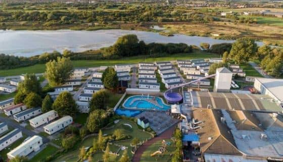 The holiday park is hiring 550 plus roles.