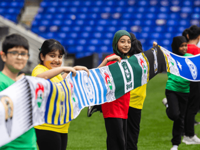 Kellogg's Multi-Club football scarf