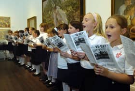 Pupils from Revoe Primary School (Blackpool) singing at the Grundy Art Gallery