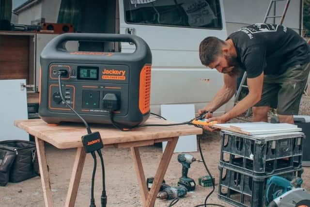 The Jackery Explorer 1000