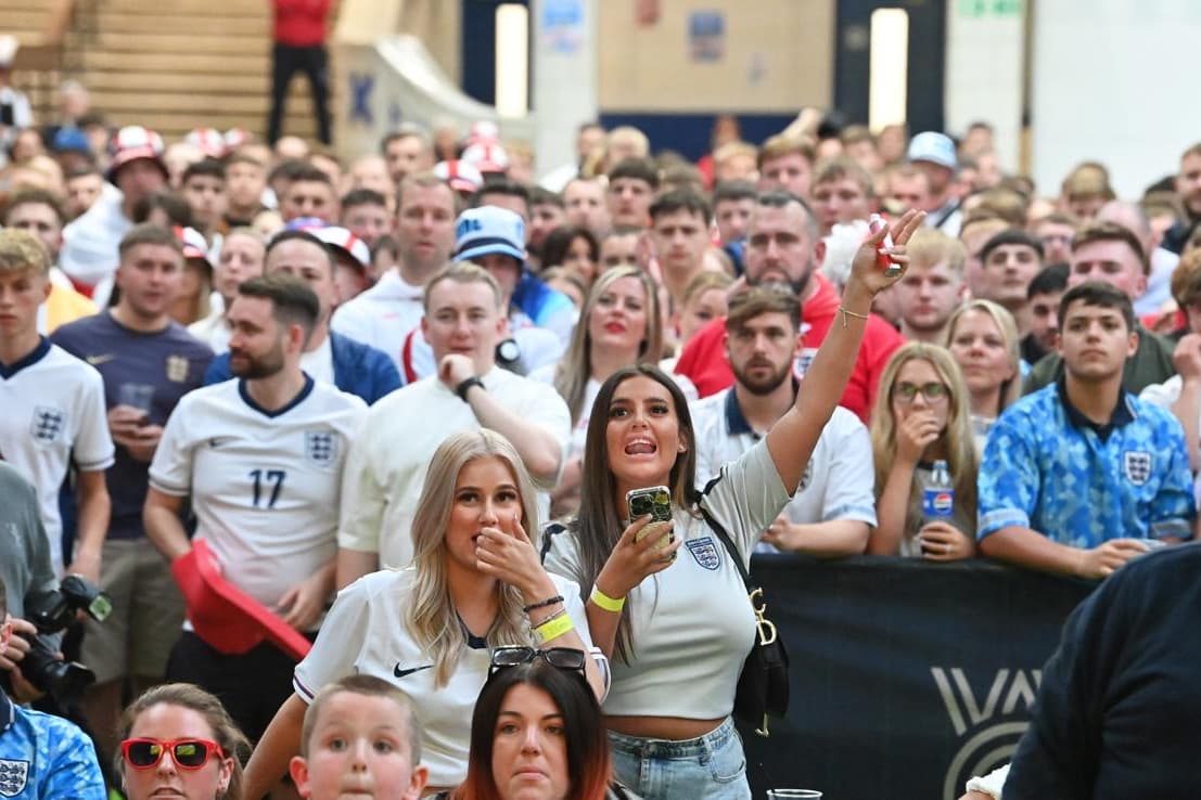 29 amazing pictures of football fans supporting England in Euro 2024 29 amazing pictures of football fans supporting England in Euro 2024