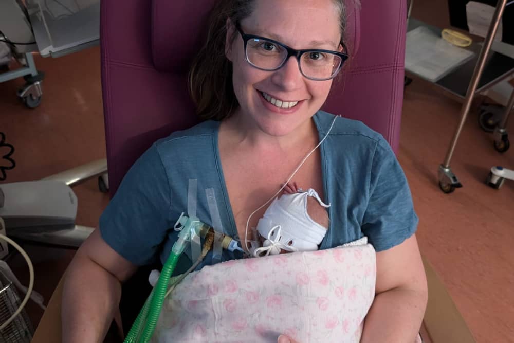 Jenna Lauder has finally been able to enjoy her first cuddle with her tiny daughter who arrived at just 25 weeks 