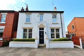 iMove, Poulton