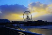 Sunshine and showers for the weekend