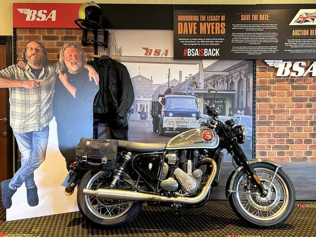 The last motorcycle ridden by Hairy Biker Dave Myers is being auctioned for charity. 