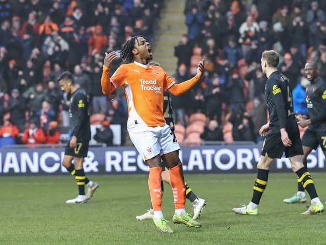 Niall Ennis (Photographer Lee Parker / CameraSport)
