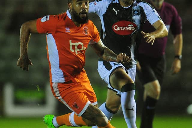 David Fox in action against Blackpool (Photographer Kevin Barnes/CameraSport)