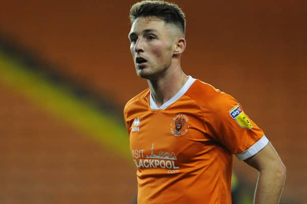 Preston have signed Jordan Thompson.