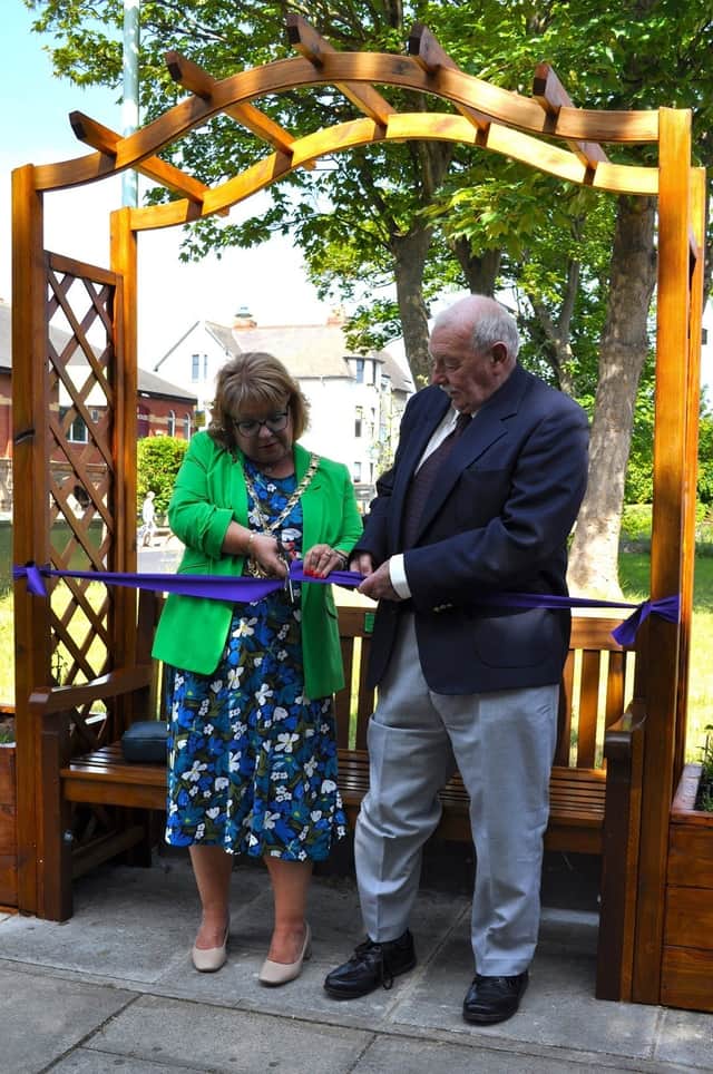 Chatty bench unveiled at St Annes Railway Station