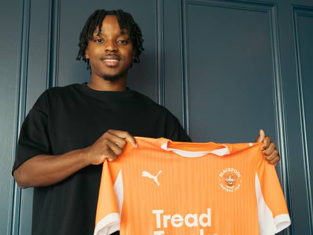 Niall Ennis 