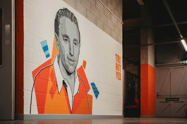 Blackpool Football Club announce Artist in Residence Rob Purdon’s Sir Stanley Matthews mural at Bloomfield Road is now complete.