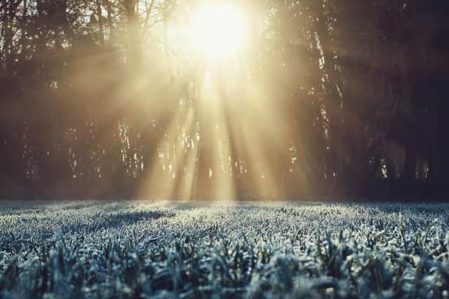 Colder air will spread south across the country from Friday, bringing a sharp drop in temperatures