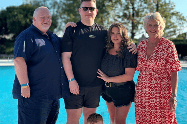 A Blackpool father-of-two will cycle 64 miles from Ambleside to Poulton this Friday in memory of his dad.
