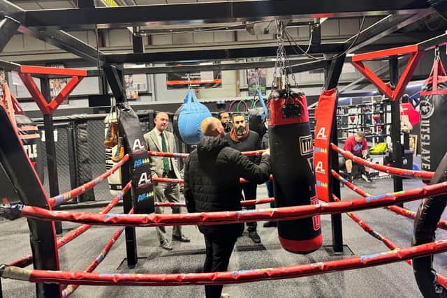 Andrew Snowden MP praises Ali Rehman Malik’s Donation to Adam Little Boxing
