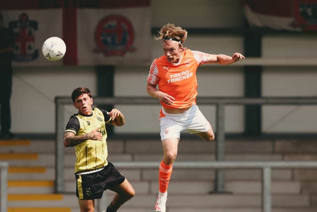 Ilmari Niskanen (Gareth Evans / Blackpool FC)