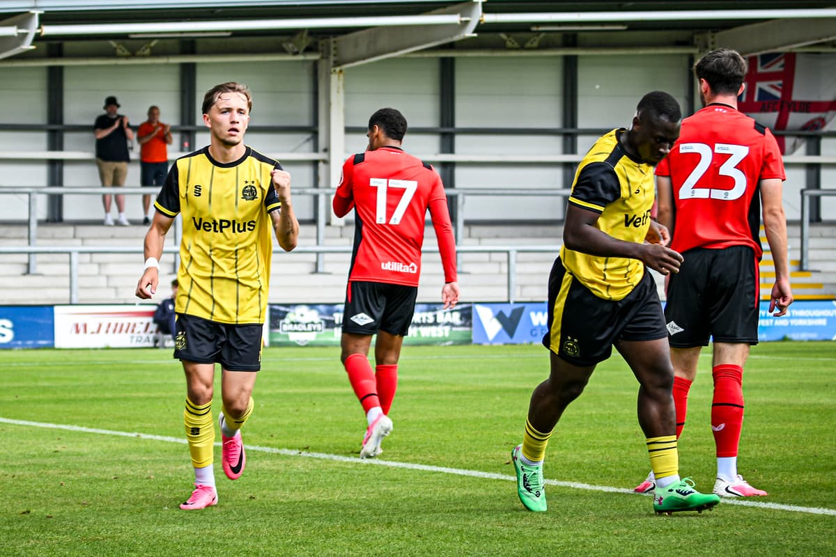 Doppelpack in der zweiten Halbzeit besiegelt Niederlage von AFC Fylde im ...