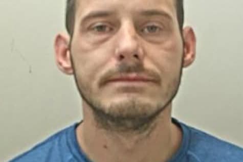 'Do not approach' warning as Lancashire Police issue appeal to trace man ...