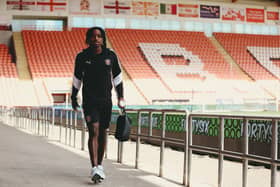 Niall Ennis 