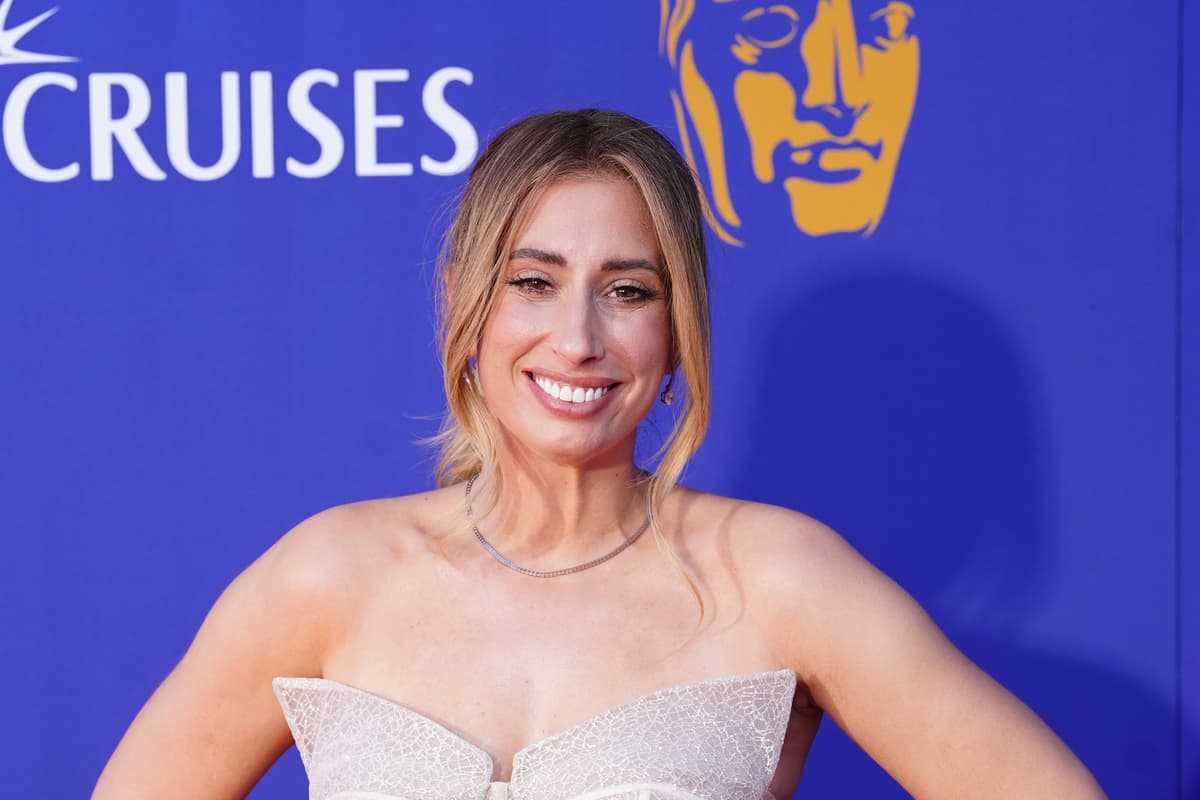 Stacey Solomon liebt diese kabellosen Ohrhörer und sie sind jetzt zum ...