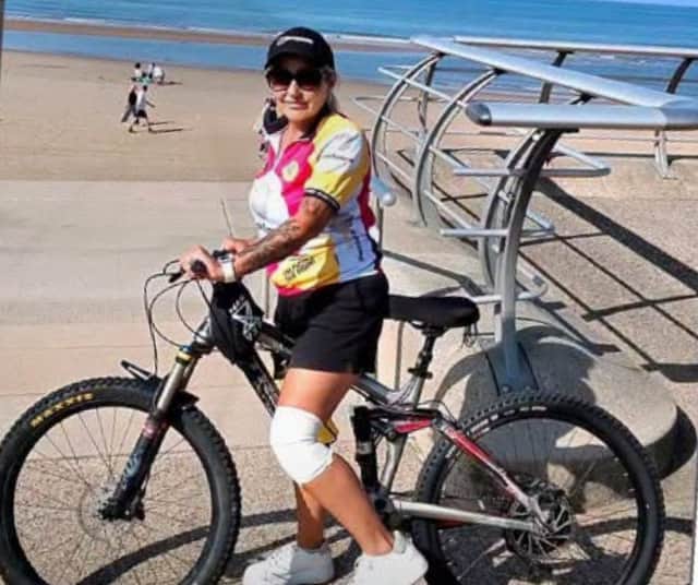 'I'm doing this for dad' - Woman takes on 274-mile cycling challenge for late father