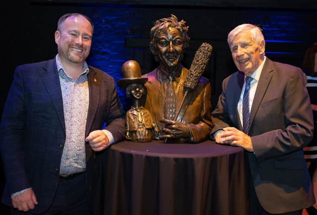 (R-L) John Grady and Adam Knight, Blackpool Grand Theatre Chief Executive at the unveiling of the specially commissioned bronze bust by Friends of The Grand of Sir Ken Dodd OBE (8 November 1927 – 11 March 2018) from ‘The People’s Sculptor’ Graham Ibbeson. (© Blackpool Grand Theatre | Photographer Martin Bostock)