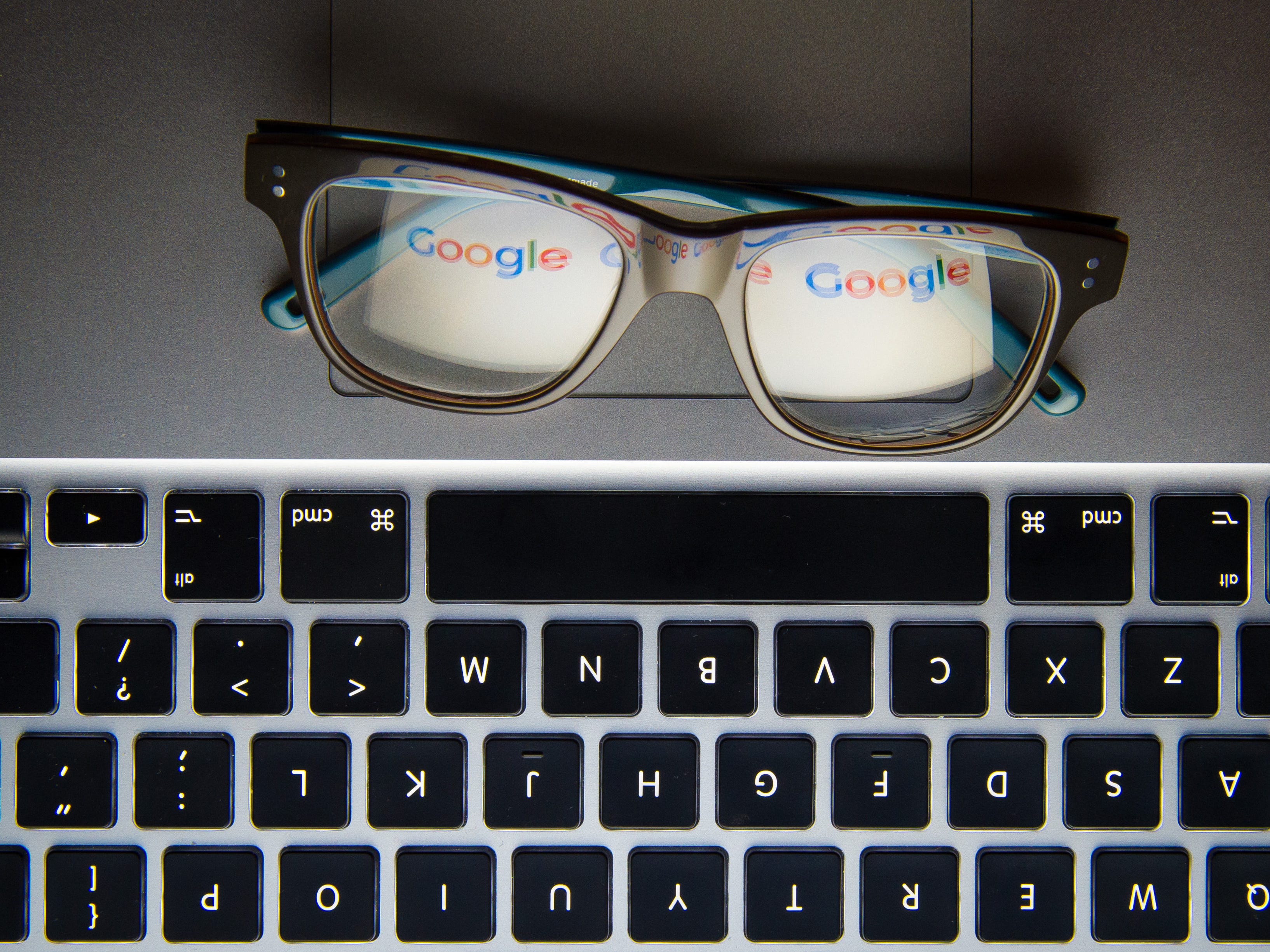 Revolut, Lloyds Bank, HSBC, Royal Mail, DPD and Rightmove all impacted as Google outage causes chaos