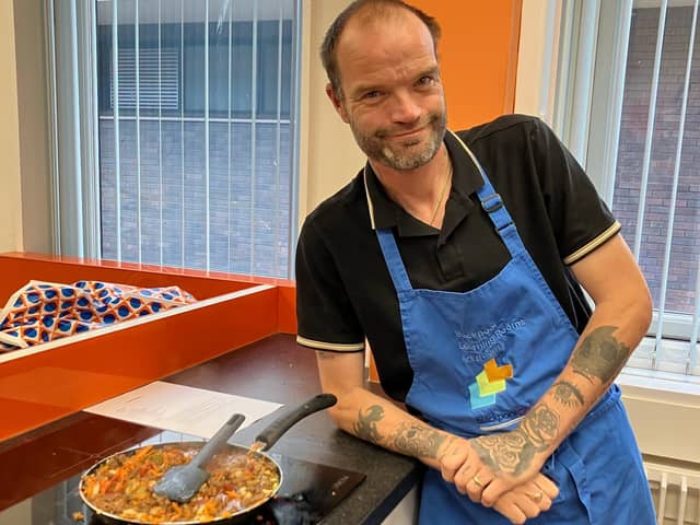 Blackpool Family Hubs has teamed up with Blackpool Learning Rooms to deliver a cooking course aimed at dads and male carers.