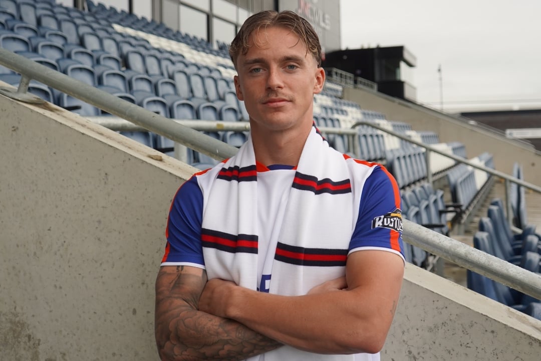 “I’m really happy to be here”: Midfielder makes loan move to AFC Fylde