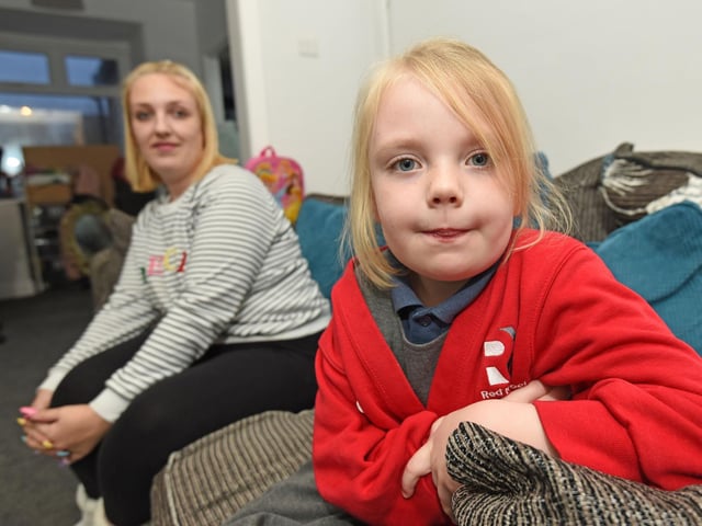 Scarlett Ray with her mum Laura