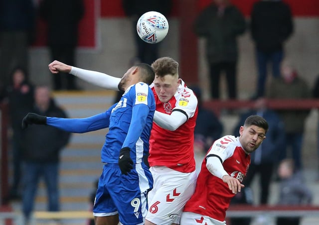 Fleetwood Town 1 Gillingham 1: Joey Barton's players drop ...