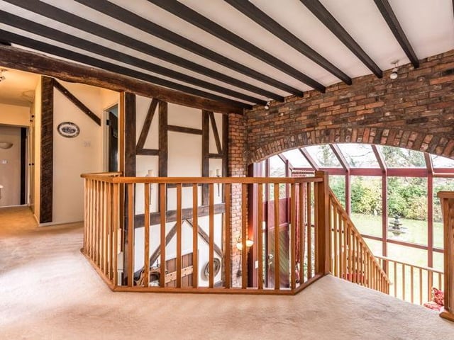 Landing (credit: Arnold and Phillips Estate Agents)