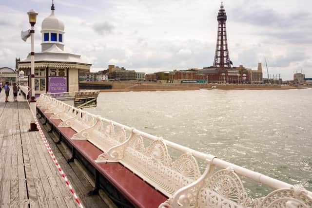Blackpool is set to see a weekend filled with mostly sunshine, but it will be chillier as temperatures drop.