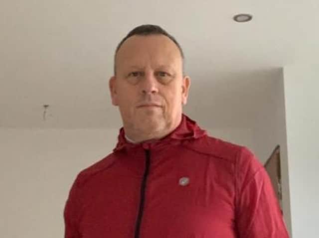 Lancashire police officer Chris Williams has vowed to run a minimum of 2km daily to help pay for home adaptions benefiting his former colleague, who has motor neurone disease.