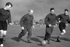 Manchester United manager Matt Busby (second from left) joins in training in Blackpool with (l-r) team captain Roger Byrne, Colin Webster and Bill Whelan    Picture: PA Images/PA Wire