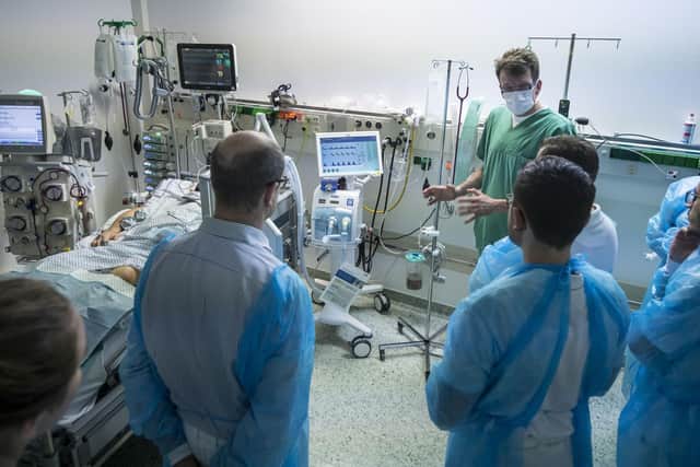 Doctors training staff in use of intensive care apparatus including ventilators in Bad Hersfeld, Germany
