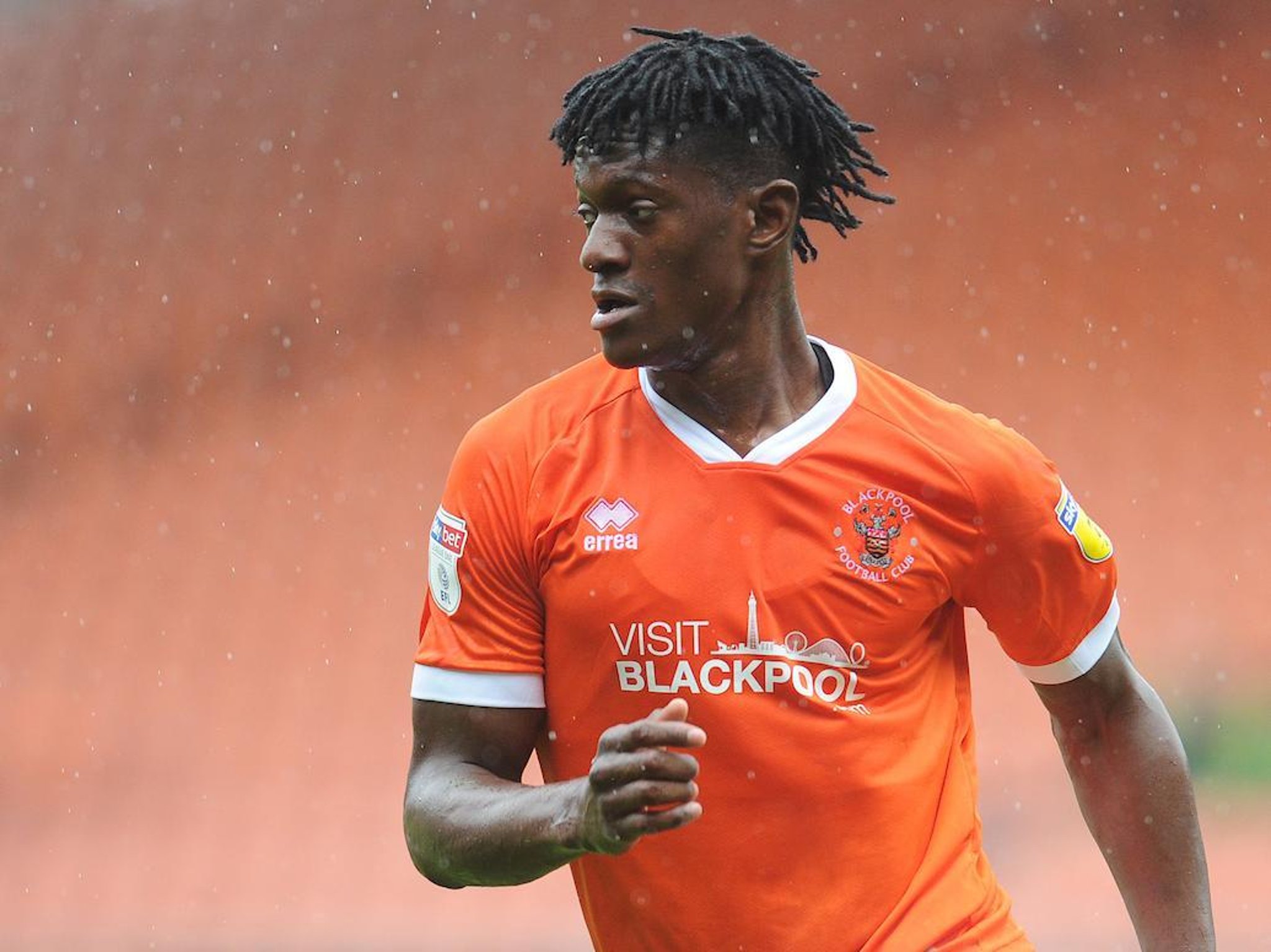 Blackpool Star Included In Fourfourtwo S List Of The 50 Best Players In The Efl Blackpool Gazette