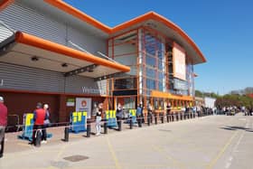 Shoppers flocked to B&Q in Blackpool after thehardware retailerreopened its doors on Wednesday (April 24).