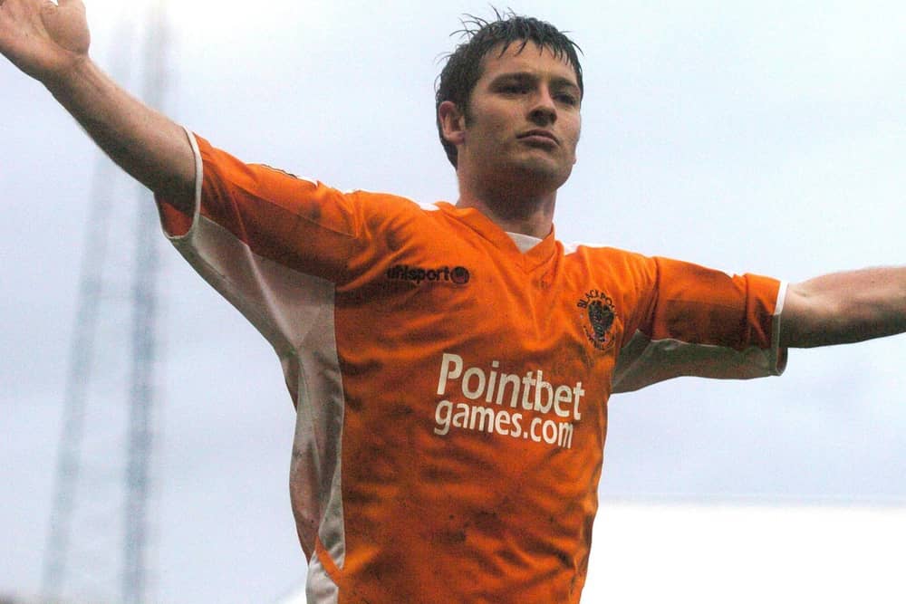 Wes Hoolahan scored late on for the Seasiders