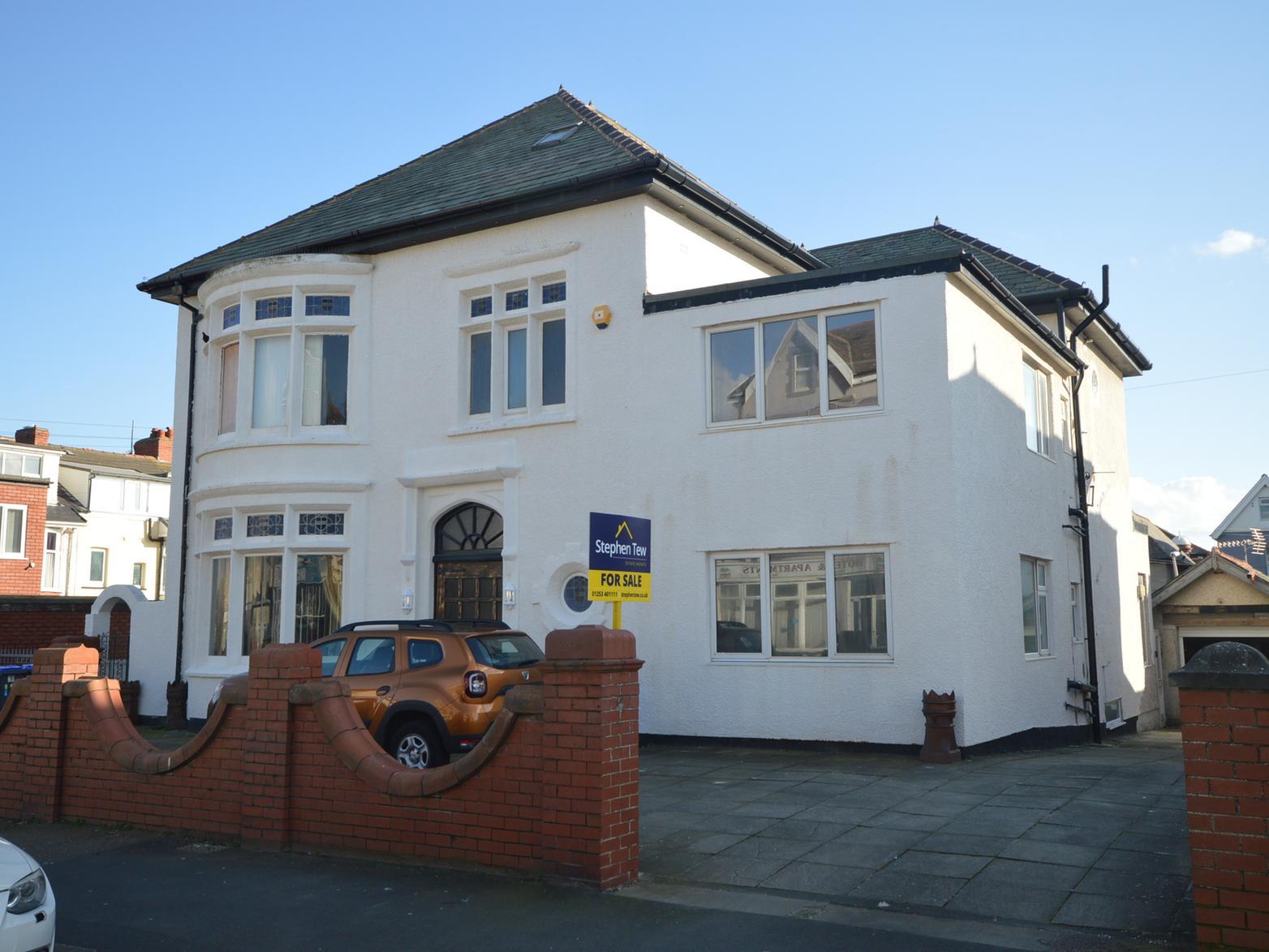 Weird and wonderful 10bed, fourstorey Blackpool home with private bar