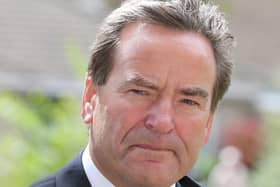 Jeff Stelling