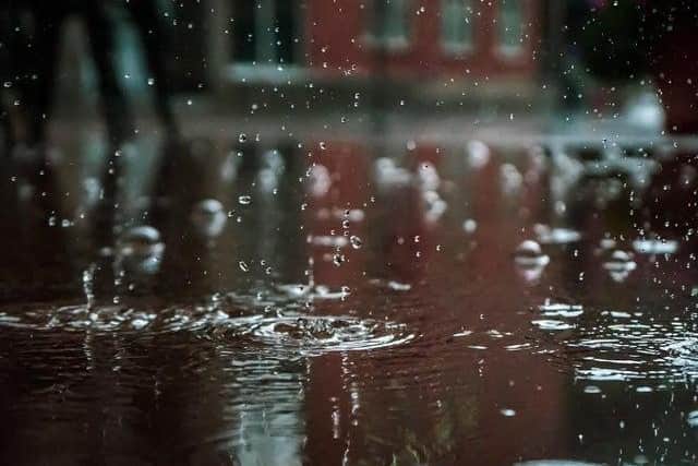 The Met Office is warning that downpours might result in some flooding and travel disruption across the county tonight (September 2), with up to 40mm of rain likely across higher ground