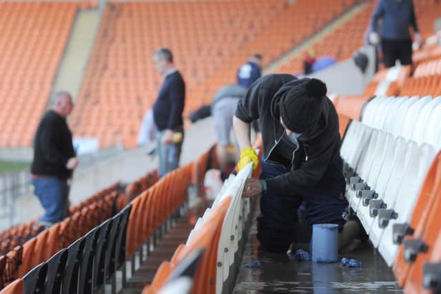 Volunteers continue to tidy up Bloomfield Road on a regular basis