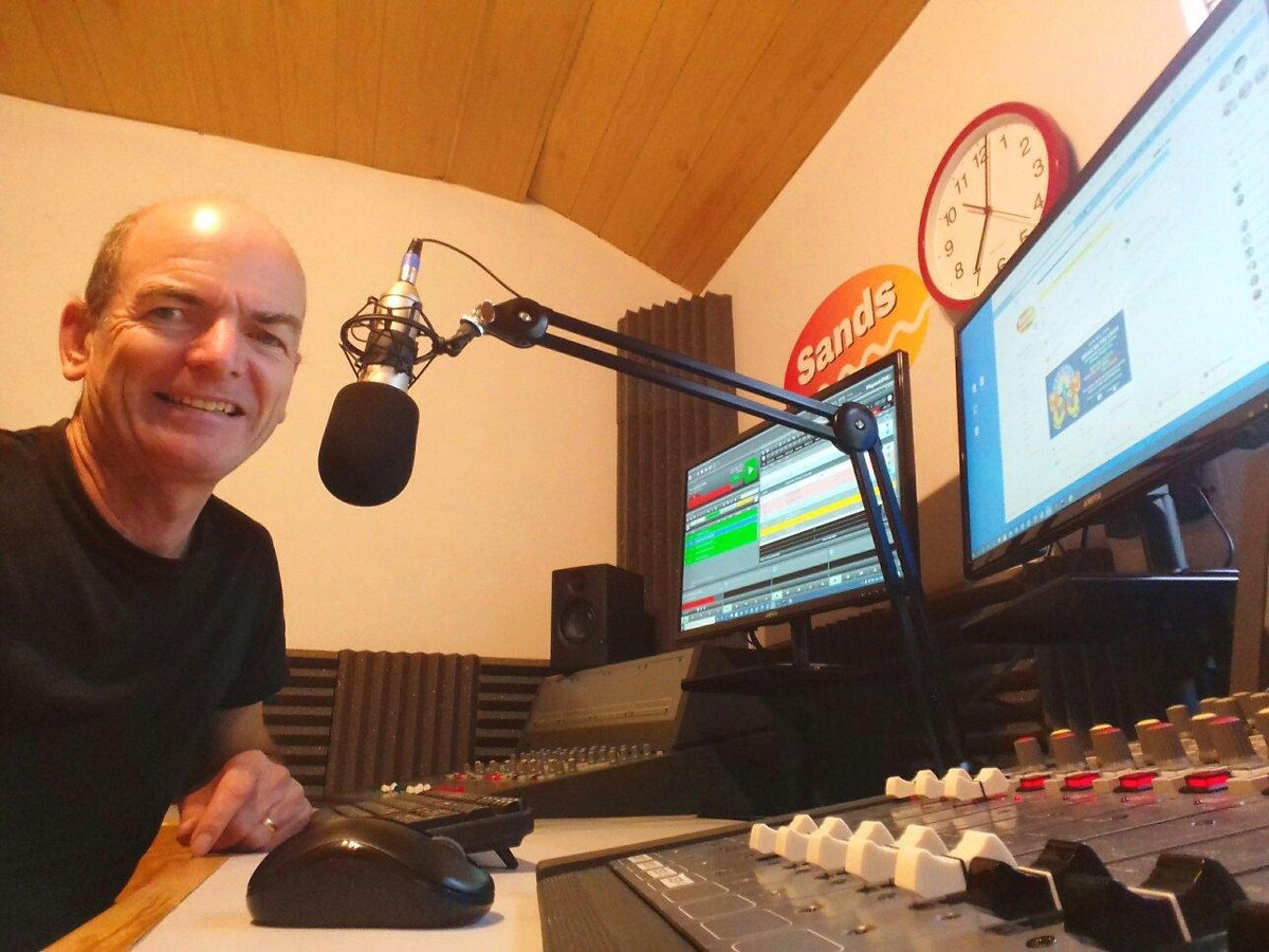 Contento nacido Feudal Nigel homes in on community listeners with new Fylde radio station | Blackpool Gazette Contento nacido Feudal Nigel homes in on community listeners with new Fylde radio station | Blackpool Gazette
