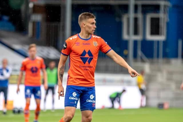 Blackpool have snapped up Icelandic defender Daniel Gretarsson