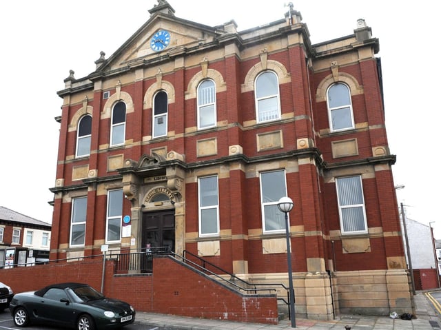 Revoe Library