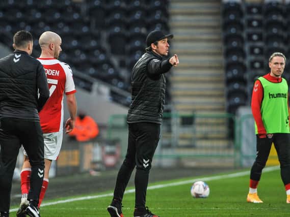 Joey Barton believes the outcome at Hull could have been different had Fleetwood been awarded a first-half penalty