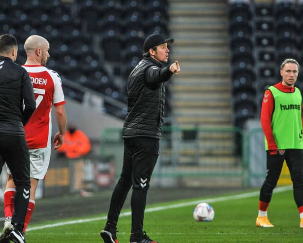 Joey Barton believes the outcome at Hull could have been different had Fleetwood been awarded a first-half penalty