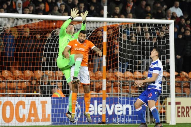 Sam Walker in action for Reading against Blackpool earlier this year